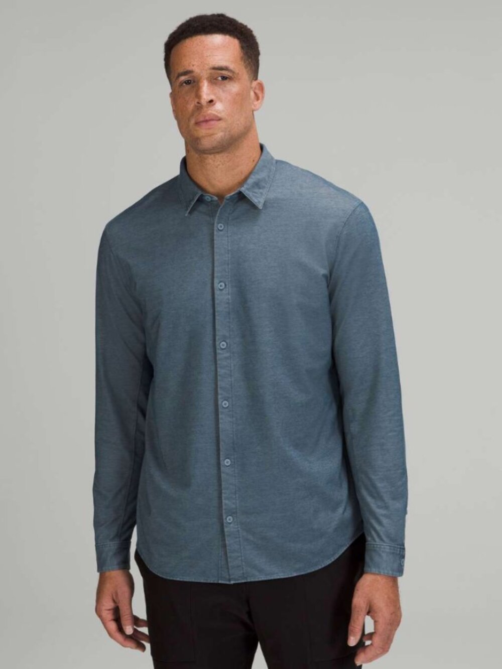 Lululemon Men's Commission Long Sleeve Shirt River Blue Enzyme Dye - Size XL